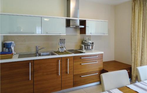 Lasko Apartment | Nice Apartment In Lasko With Wifi