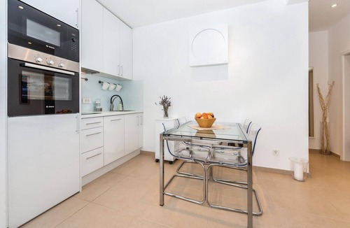 Susica Apartment | Nice apartment in Murter