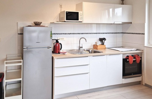 Rab Town Apartment | Nice apartment in Rab with WiFi