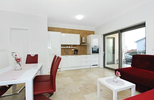 Sibenik Apartment | Nice apartment in Sibenik with house sea view