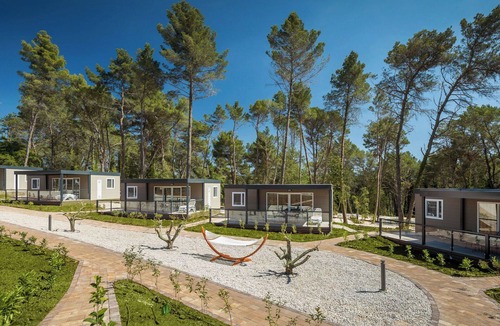 Lanterna House | Nice apartment in villa for 6 guests with A/C, WIFI, pool, TV and terrace