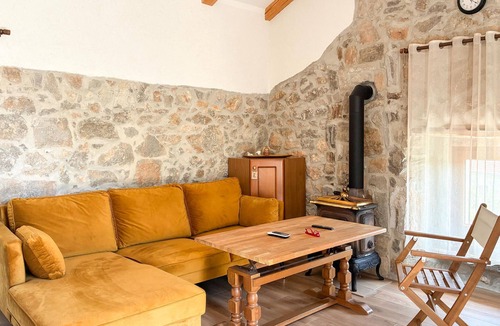 Linardici Apartment | Nice apartment in Zgaljici
