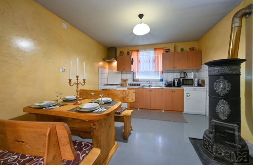 Ludbreg House | Nice home in Vinogradi Ludbreski