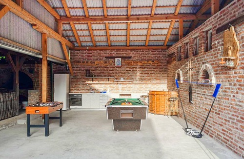 Ludbreg House | Nice home in Vinogradi Ludbreski