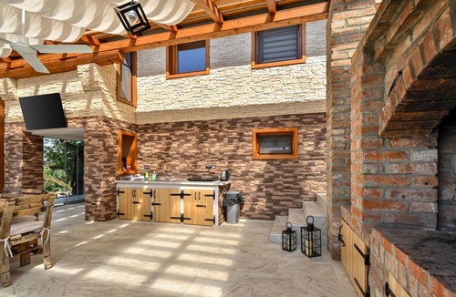 Donji Martijanec House | Nice home in Donja Poljana with sauna
