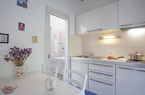 Pile House | Nice home in Dubrovnik with kitchen