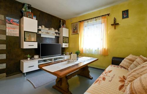 Ludbreg House | Nice Home In Vinogradi Ludbreski