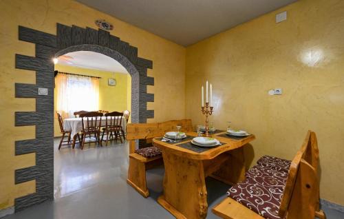 Ludbreg House | Nice Home In Vinogradi Ludbreski