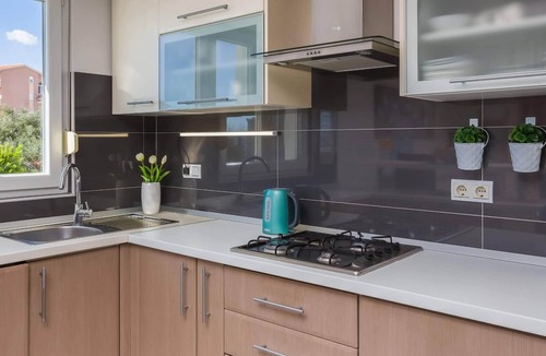 Kastel Sucurac House | Nice home in Kastel Sucurac with sauna