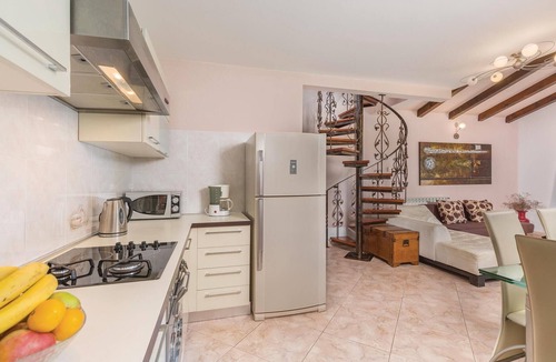 Buzinija House | Nice home in Novigrad