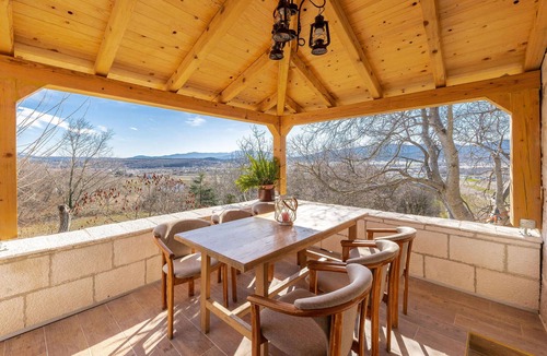Sinj House | Nice home in Obrovac Sinjski with WiFi