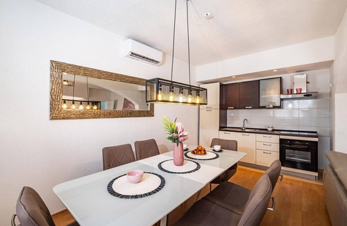 Novigrad House | Nice home in Pridraga