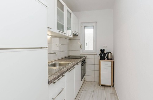 Privlaka House | Nice home in Privlaka with house sea view