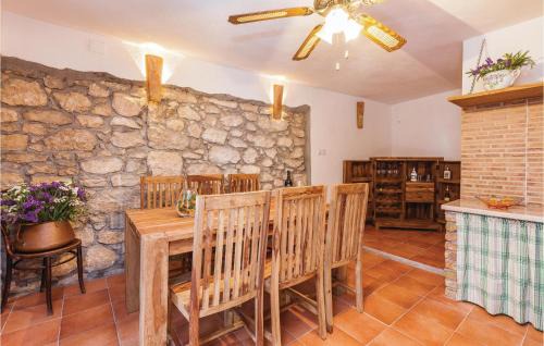 Stara Baska House | Nice Home In Punat With Wifi