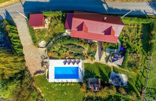 Sveti Ilija House | Nice home in Seketin with sauna