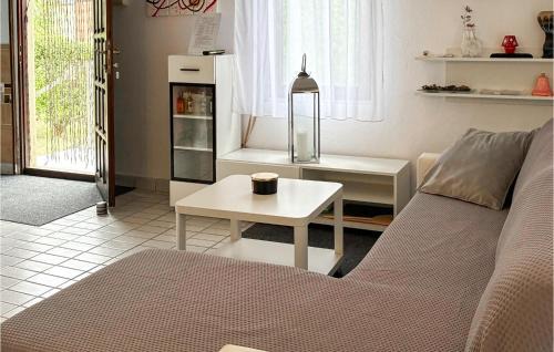 Sveti Ilija House | Nice Home In Seketin With Sauna