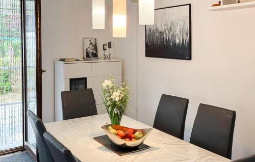 Sveti Ilija House | Nice Home In Seketin With Sauna
