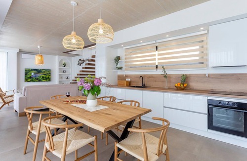 Smoljanci House | Nice home in Smoljanci with private swimming pool, can be inside or outside
