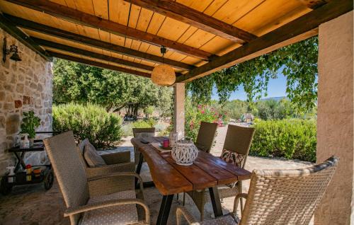 Cove Basina (Jelsa) House | Nice Home In Stari Grad