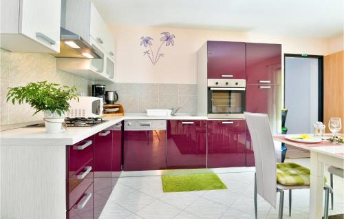 Sracinec House | Nice Home In Svibovec Podravski With Sauna