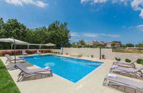 Butkovici House | Nice home in Svetvincenat with sauna