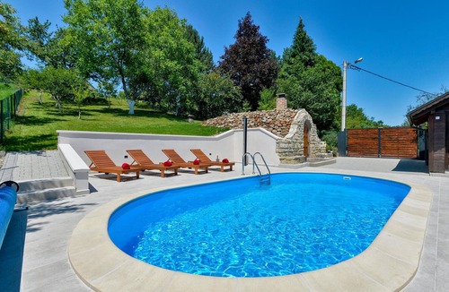 Gornji Kneginec House | Nice home in Varazdin Breg with sauna