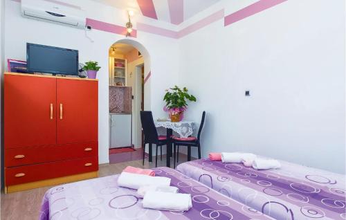 Borak Apartment | Nice Studio In Omis With House Sea View
