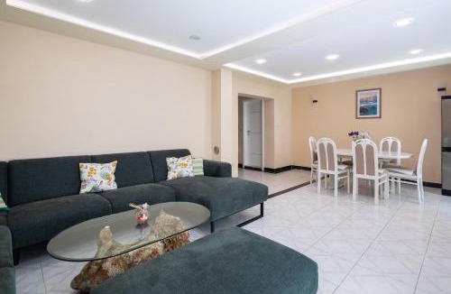 Gorinka Apartment | Nikola Apartment
