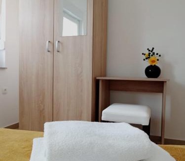 Levanjska Varos Bed & Breakfast | Oaza L
