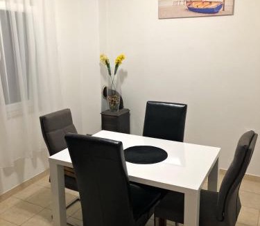 Solin Apartment | Old SALONA