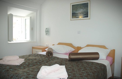 Gornji Kono House | Old town apartment Tomo