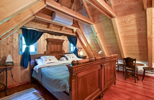Zlatar Villa | Oldwine House Loznjak by Villas Guide