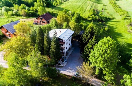 Grabovac Apartment | OLIVER HOUSE- Apartment with balcony