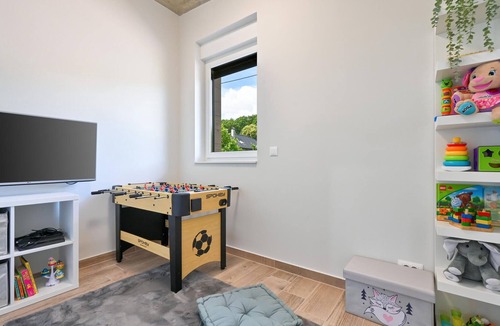 Koprivnica House | On the outskirts of Koprivnica is this modern vacation home with swimming pool and indoor spa area.