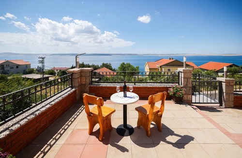 Starigrad Apartment | One bedroom apartment with terrace and sea view Kozjača, Paklenica (A-25456-b)