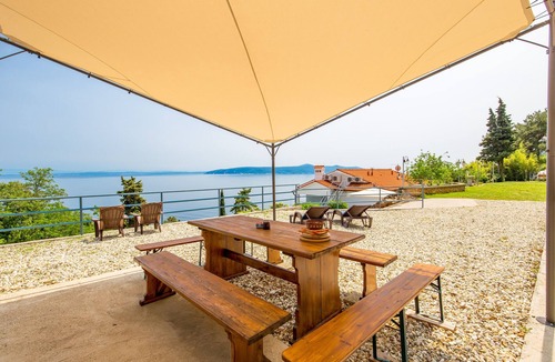 Obrs Apartment | One bedroom apartment with terrace and sea view Mošćenička Draga, Opatija (A-7766-b)