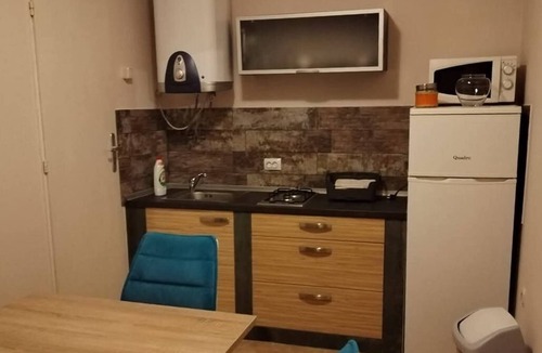 Gornji Karin Apartment | One bedroom apartment with terrace Gornji Karin, Novigrad (A-21514-b)