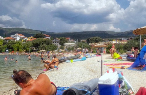 Gornji Karin Apartment | One bedroom apartment with terrace Gornji Karin, Novigrad (A-21514-b)