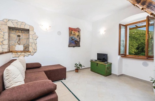 Mosenice Apartment | One-Bedroom Apartment in Moscenicka Draga