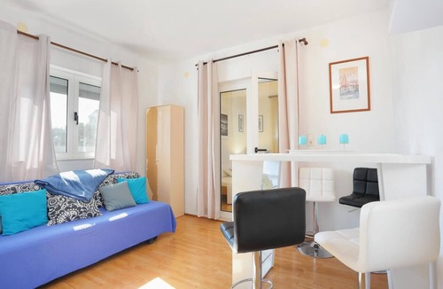 Okrug Donji Apartment | One bedroom apartment with air-conditioning Okrug Donji, Čiovo (A-18796-a)