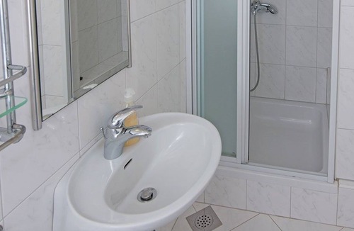 Cove Murtar Apartment | One bedroom apartment with air-conditioning Mali Lošinj, Lošinj (A-19706-a)