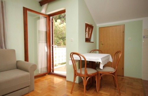 Cove Murtar Apartment | One bedroom apartment with terrace and sea view Mali Lošinj, Lošinj (A-10420-a)