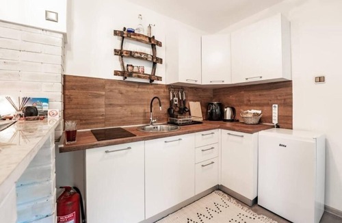 Sandrovac Apartment | One bedroom apartment with hot tub Šandrovac, Bjelovarska (A-24354-a)