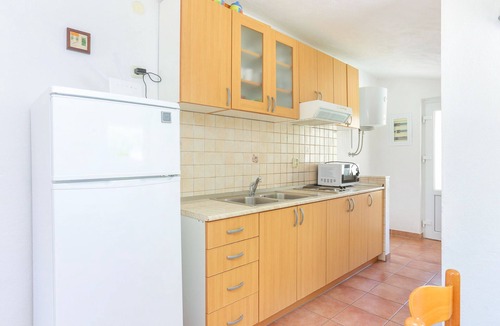 Baska Voda Apartment | One bedroom apartment with balcony and sea view Baška Voda, Makarska (A-300-c)