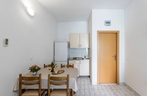 Baska Voda Apartment | One bedroom apartment with terrace and sea view Baška Voda, Makarska (A-301-a)