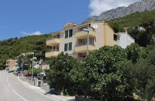 Baska Voda Apartment | One bedroom apartment with terrace and sea view Baška Voda, Makarska (A-6718-d)