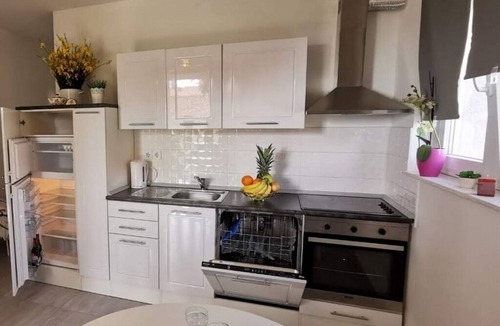 Pakostane Apartment | One bedroom apartment with terrace Pakoštane, Biograd (A-18979-c)