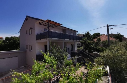 Pakostane Apartment | One bedroom apartment with terrace and sea view Pakoštane, Biograd (A-18979-d)