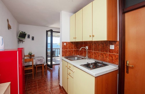 Drage Apartment | One bedroom apartment with terrace and sea view Drage, Biograd (A-19189-a)
