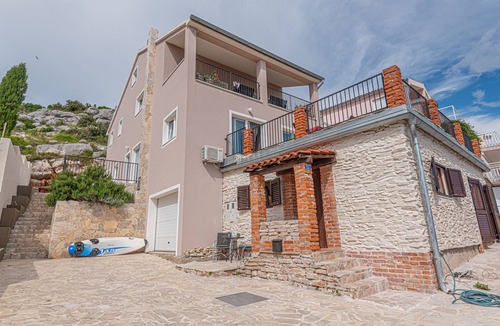 Primosten Burnji Apartment | One bedroom apartment with terrace and sea view Bilo, Primošten (A-23259-a)